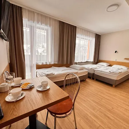 Гостьовий будинок Montiva Relax & Wellness 3*